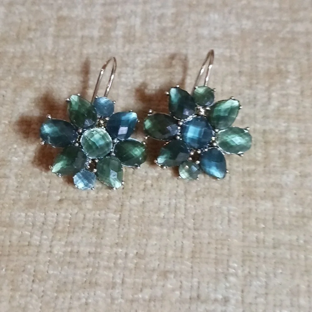Liz Claiborne Gold Tone Blue/Green Rhinestone Flower Drop Earrings